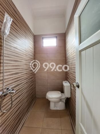 Dijual Rumah Luas Elegan Dengan View Eksklusif di Ragunan, Jakarta Selatan Dijual Rumah Luas Elegan Dengan View Eksklusif di Ragunan, Jakarta Selatan