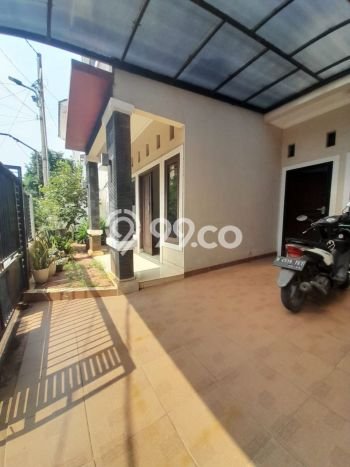 Rumah Luas Asri 3 KT Siap Huni di Kalisari Jakarta Timur Rumah Luas Asri 3 KT Siap Huni di Kalisari Jakarta Timur