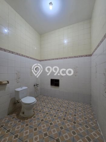 Jual Rumah Mewah Megah Dengan View Eksklusif di Pondok Bambu, Jakarta Timur Jual Rumah Mewah Megah Dengan View Eksklusif di Pondok Bambu, Jakarta Timur
