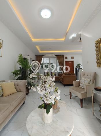 Rumah Elit Modern Siap Huni di Condet Jakarta Timur Rumah Elit Modern Siap Huni di Condet Jakarta Timur