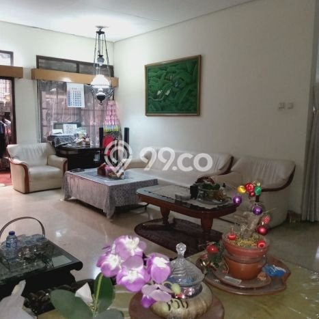 Hunian Mewah LB 300m2 Siap Huni Desain Elegan di Jatiwaringin, Jakarta Timur Hunian Mewah LB 300m2 Siap Huni Desain Elegan di Jatiwaringin, Jakarta Timur