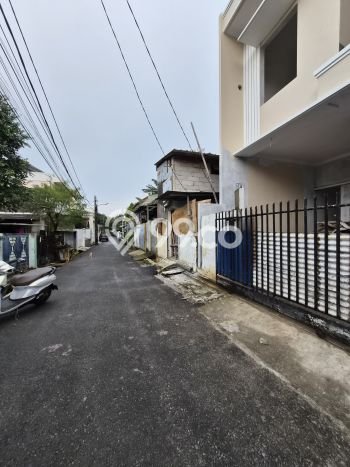 Rumah Modern Cantik 3 Kamar Siap Huni di Duren Sawit Rumah Modern Cantik 3 Kamar Siap Huni di Duren Sawit