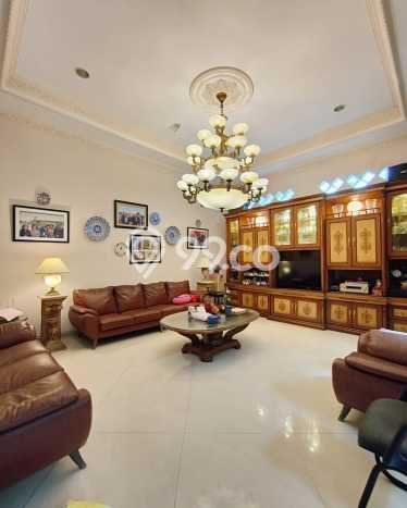 Dijual Rumah Premium dengan Fasilitas Sekitar Lengkap di Duren Sawit, Jakarta Timur Dijual Rumah Premium dengan Fasilitas Sekitar Lengkap di Duren Sawit, Jakarta Timur