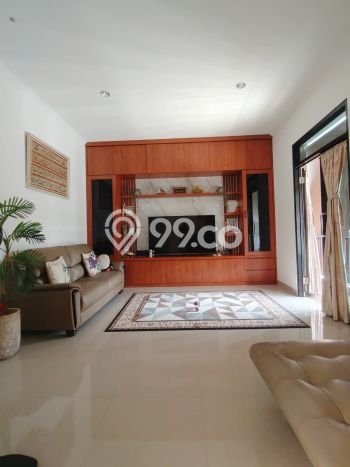 Rumah Luxury Modern Tanpa Renovasi di Rawamangun Jakarta Timur Rumah Luxury Modern Tanpa Renovasi di Rawamangun Jakarta Timur