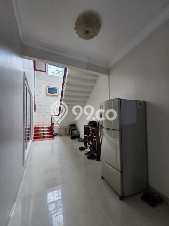 Siap Huni Rumah Mewah 4 Kamar di Tebet Dekat ke Mana Saja Siap Huni Rumah Mewah 4 Kamar di Tebet Dekat ke Mana Saja