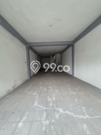 Ruko Dijual di Prime Area Jakarta Timur Luas 202m2 Ruko Dijual di Prime Area Jakarta Timur Luas 202m2