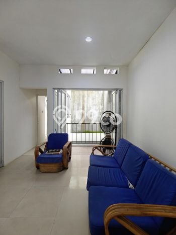 Jual Rumah Favorit Siap Huni LB 200m2 di Duren Sawit, Jakarta Timur Jual Rumah Favorit Siap Huni LB 200m2 di Duren Sawit, Jakarta Timur