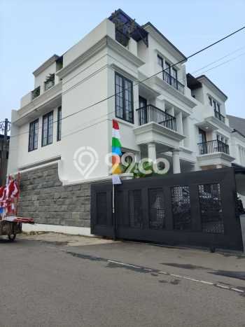 Rumah Luxury Modern Siap Huni di Setu Jakarta Timur Rumah Luxury Modern Siap Huni di Setu Jakarta Timur