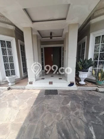 Dijual Rumah Premium dengan Fasilitas Sekitar Komplit di Cipayung, Jakarta Timur Dijual Rumah Premium dengan Fasilitas Sekitar Komplit di Cipayung, Jakarta Timur