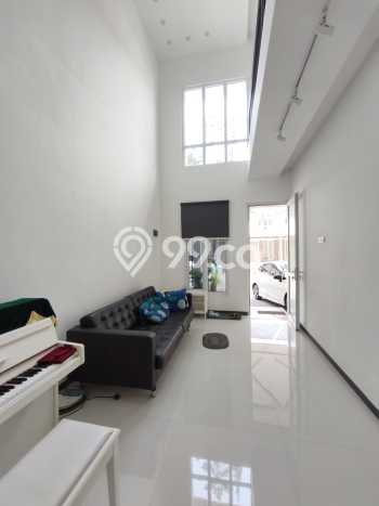 Lokasi strategis! Rumah siap huni disewakan di Semarang Barat LB 120m2 Lokasi strategis! Rumah siap huni disewakan di Semarang Barat LB 120m2