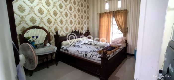 Rumah Terawat 6 KT 3 KM di Banyumanik, Semarang Rumah Terawat 6 KT 3 KM di Banyumanik, Semarang