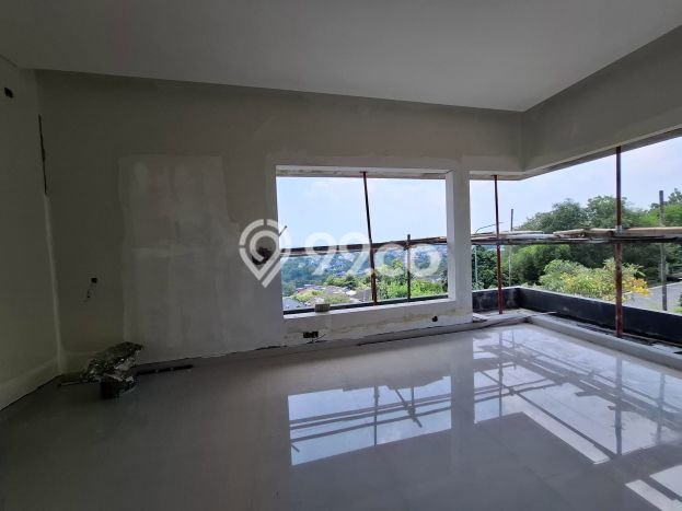 Rumah Eksklusif Dijual LT 244m2 di Tembalang, Semarang Rumah Eksklusif Dijual LT 244m2 di Tembalang, Semarang