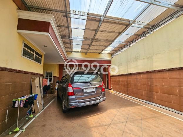 Hunian Impian Keluarga! Rumah Mewah area Semarang Utara, Semarang, Luas 240m2m² Bangunan 210m2m² Hunian Impian Keluarga! Rumah Mewah area Semarang Utara, Semarang, Luas 240m2m² Bangunan 210m2m²