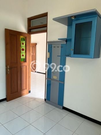 Rumah di Srondol, Semarang, Luas 180m² Bangunan 140m² Rumah di Srondol, Semarang, Luas 180m² Bangunan 140m²
