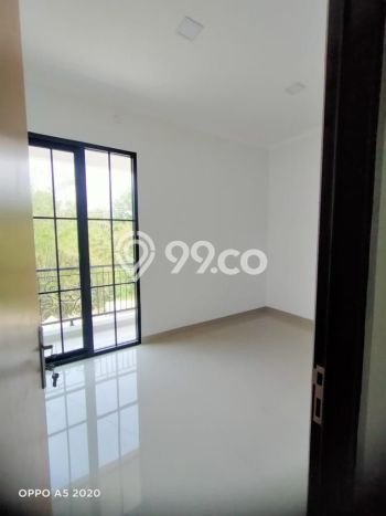 Rumah EXCLUSIVE! di Banyumanik, Semarang, LT 91m² LB 80m², HARGA SPESIAL Rumah EXCLUSIVE! di Banyumanik, Semarang, LT 91m² LB 80m², HARGA SPESIAL
