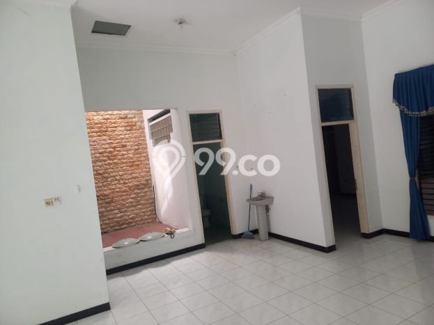 HUNIAN BERKELAS! Rumah Premium Bukit Sari, Semarang, LT 240m² LB 240m² HUNIAN BERKELAS! Rumah Premium Bukit Sari, Semarang, LT 240m² LB 240m²