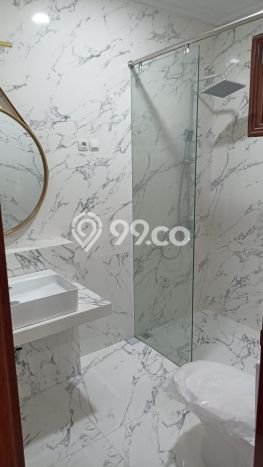 Rumah PREMIUM! di Candi Golf, Semarang, Luas 200m² Bangunan 250m², HARGA SPESIAL Rumah PREMIUM! di Candi Golf, Semarang, Luas 200m² Bangunan 250m², HARGA SPESIAL