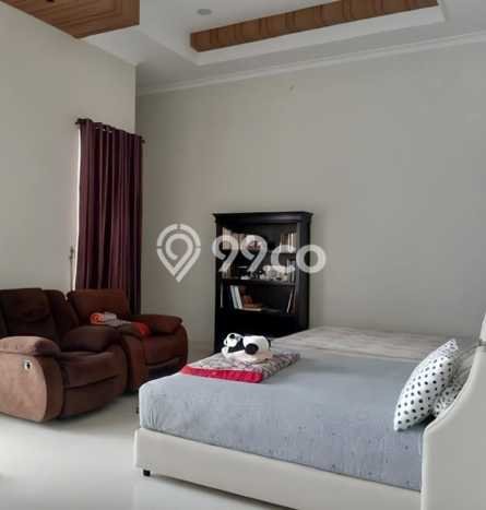 Jual Rumah Luas Megah Dengan View Cantik di Graha Padma, Semarang Jual Rumah Luas Megah Dengan View Cantik di Graha Padma, Semarang