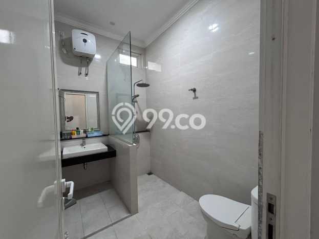 Dijual Cepat Rumah LT 389m² / LB 250m² di Lokasi Premium Semarang Barat, Semarang Dijual Cepat Rumah LT 389m² / LB 250m² di Lokasi Premium Semarang Barat, Semarang