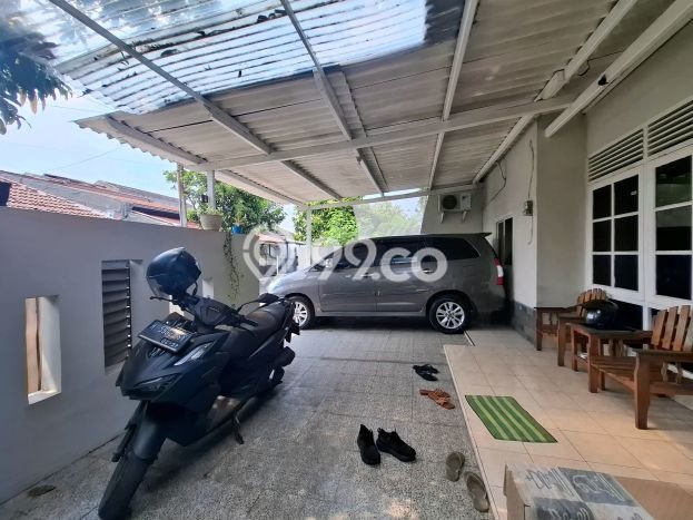 For Sale Rumah 3 Kamar Lokasi Strategis Nyaman dan Strategis di Semarang Barat For Sale Rumah 3 Kamar Lokasi Strategis Nyaman dan Strategis di Semarang Barat