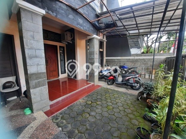Hunian Eksklusif Dijual LT 300m2 di Gajah Mungkur, Semarang Hunian Eksklusif Dijual LT 300m2 di Gajah Mungkur, Semarang