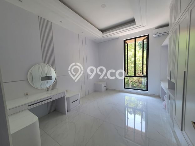 Rumah Luxury Modern Tanpa Renovasi di Candi Golf Semarang Rumah Luxury Modern Tanpa Renovasi di Candi Golf Semarang
