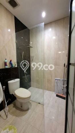 Ruko Dijual di Semarang Tengah Semarang dengan Luas Bangunan 600m2 Ruko Dijual di Semarang Tengah Semarang dengan Luas Bangunan 600m2