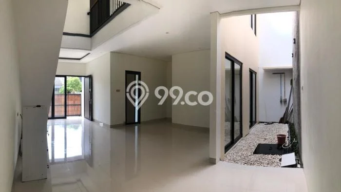 Lokasi strategis! Rumah siap pakai dikontrakkan di Pedurungan LB 126m2 Lokasi strategis! Rumah siap pakai dikontrakkan di Pedurungan LB 126m2