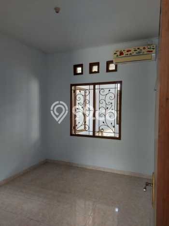 Rumah di Tawangmas, Lingkungan Strategis, 3 KM Rumah di Tawangmas, Lingkungan Strategis, 3 KM