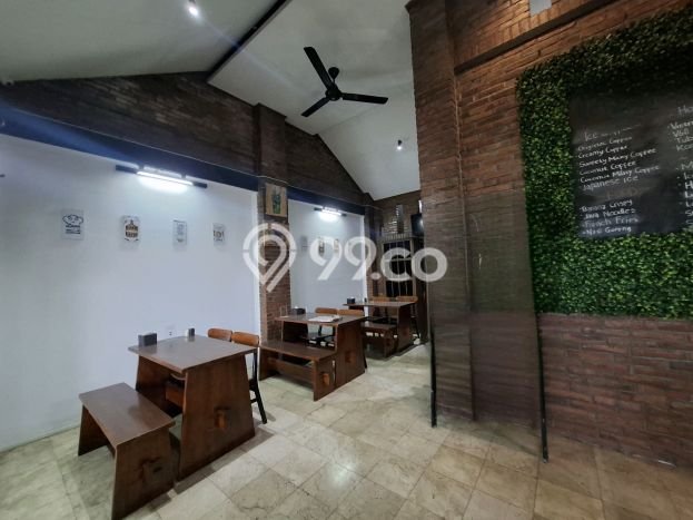 Lokasi strategis! Rumah siap huni disewakan di Banyumanik LB 90m2 Lokasi strategis! Rumah siap huni disewakan di Banyumanik LB 90m2