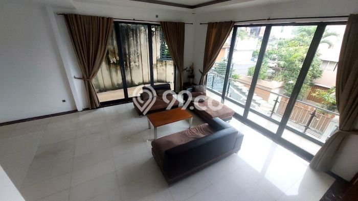 For Sale Rumah Mewah Exclusive di Gajah Mungkur, Semarang For Sale Rumah Mewah Exclusive di Gajah Mungkur, Semarang