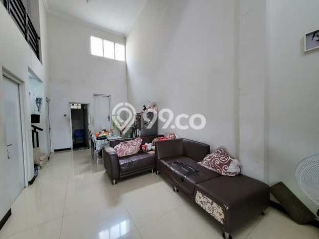 SIAP HUNI! Rumah Strategis di Semarang Barat, LT 142m2m² LB 200m2m² SIAP HUNI! Rumah Strategis di Semarang Barat, LT 142m2m² LB 200m2m²