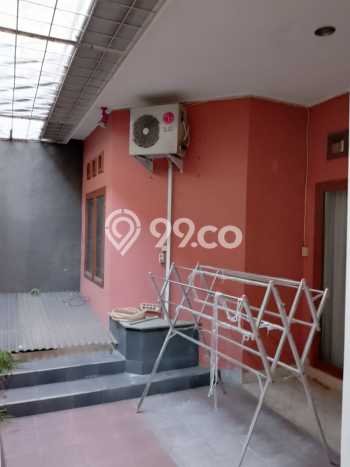 Lokasi strategis! Rumah siap huni disewakan di Semarang Barat LB 250m2 Lokasi strategis! Rumah siap huni disewakan di Semarang Barat LB 250m2