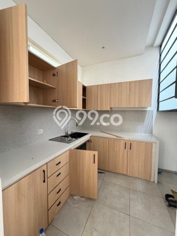 Jual Rumah Mewah Megah Dengan View Eksklusif di Alam Sutera, Tangerang Jual Rumah Mewah Megah Dengan View Eksklusif di Alam Sutera, Tangerang