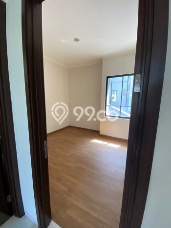 Rumah Elit Modern Tanpa Renovasi di Alam Sutera Tangerang Rumah Elit Modern Tanpa Renovasi di Alam Sutera Tangerang