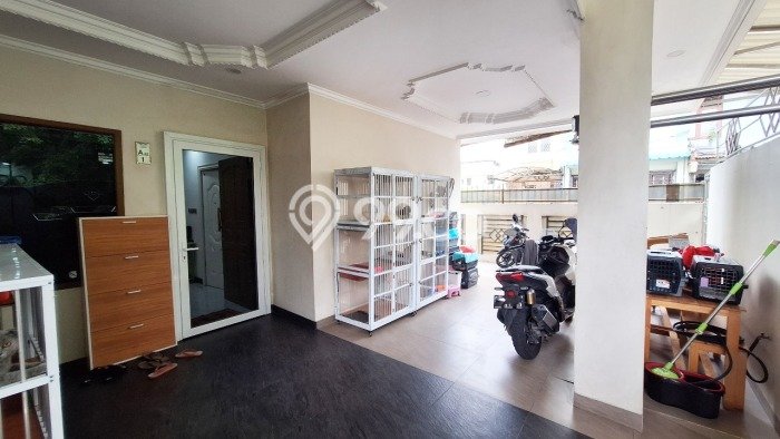 For Sale! Luxury House LT 133m2 Desain Modern di Taman Palem For Sale! Luxury House LT 133m2 Desain Modern di Taman Palem