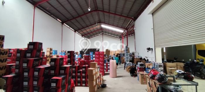 Lokasi Strategis! Dijual Gudang Bisnis di Cipondoh, Tangerang Kondisi Bagus Lokasi Strategis! Dijual Gudang Bisnis di Cipondoh, Tangerang Kondisi Bagus
