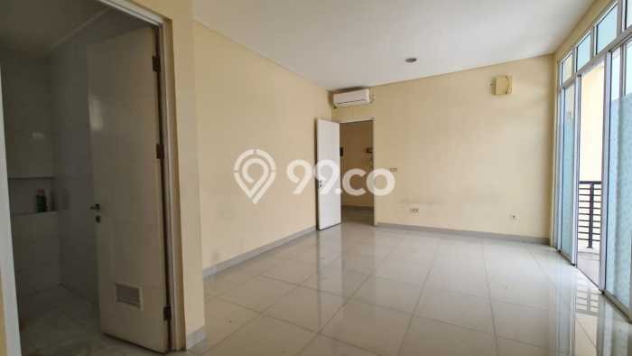 Rumah Mewah LB 165m2 Siap Huni Desain Elegan di Green Lake City, Jakarta Barat Rumah Mewah LB 165m2 Siap Huni Desain Elegan di Green Lake City, Jakarta Barat