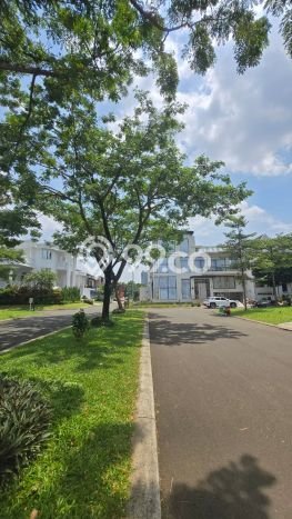 Rumah Elit Modern Tanpa Renovasi di Alam Sutera Tangerang Rumah Elit Modern Tanpa Renovasi di Alam Sutera Tangerang