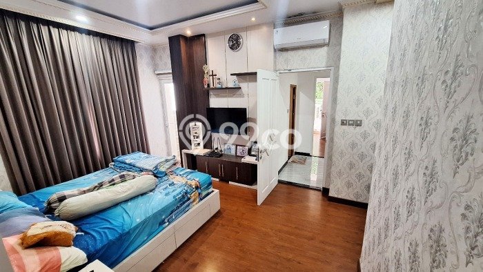 For Sale! Luxury House LT 133m2 Desain Modern di Taman Palem For Sale! Luxury House LT 133m2 Desain Modern di Taman Palem