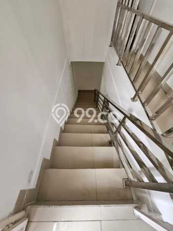Rumah Luxury Modern Siap Huni di Green Lake City Jakarta Barat Rumah Luxury Modern Siap Huni di Green Lake City Jakarta Barat
