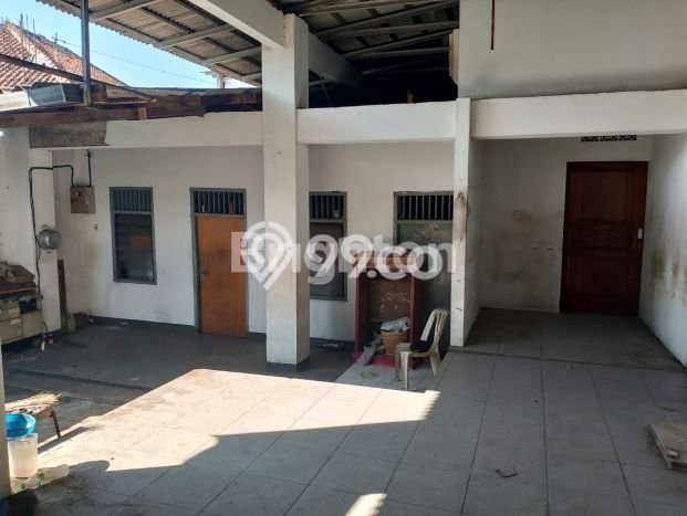 Unit Ruko disewakan di Parung Bogor dengan LT 120m2 / LB 180m2 Unit Ruko disewakan di Parung Bogor dengan LT 120m2 / LB 180m2