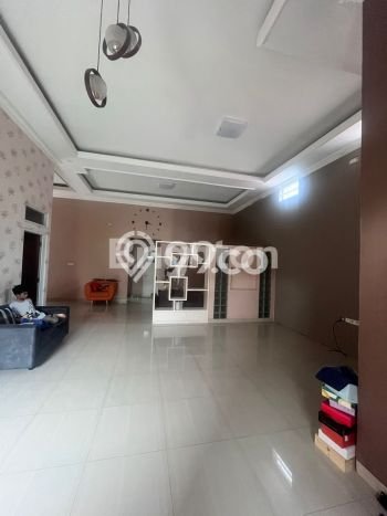 Jual Rumah Eksklusif 3 KT di Cililitan, Jakarta Timur Jual Rumah Eksklusif 3 KT di Cililitan, Jakarta Timur