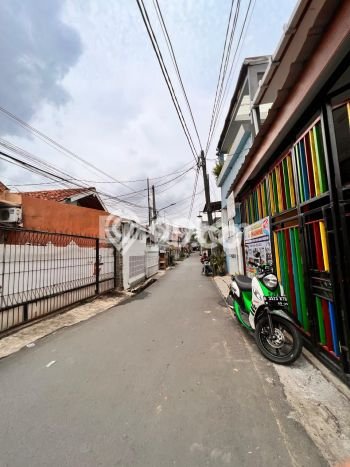 Rumah Minimalis 3 Kamar LT 245m2 di Bintara Rumah Minimalis 3 Kamar LT 245m2 di Bintara