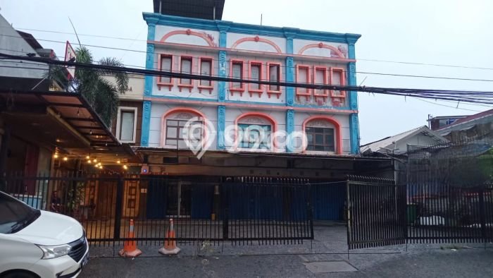 Ruko untuk Disewa di Pusat Jakarta Selatan Luas Bangunan 500m2 Ruko untuk Disewa di Pusat Jakarta Selatan Luas Bangunan 500m2
