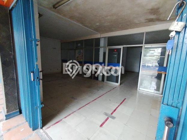 Ruko untuk Disewa di Pusat Jakarta Selatan Luas Bangunan 500m2 Ruko untuk Disewa di Pusat Jakarta Selatan Luas Bangunan 500m2