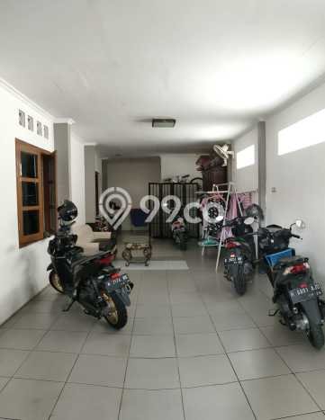 Rumah Modern Minimalis 4 Kamar Siap Huni di Semarang Tengah Rumah Modern Minimalis 4 Kamar Siap Huni di Semarang Tengah