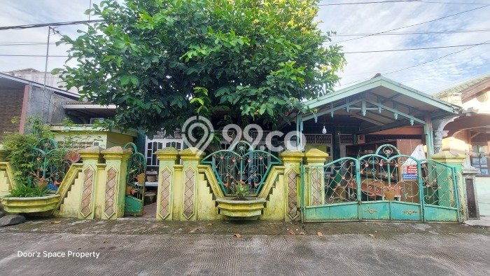 Jual Rumah Bagus Siap Huni LB 120m2 di Padang Selatan, Padang Jual Rumah Bagus Siap Huni LB 120m2 di Padang Selatan, Padang