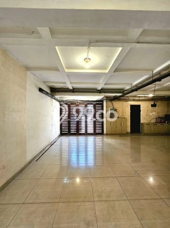 Rumah Luxury Modern Tanpa Renovasi di Cipete Jakarta Selatan Rumah Luxury Modern Tanpa Renovasi di Cipete Jakarta Selatan