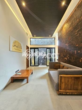 Hot Offer Hunian Mewah Ideal dan Luas di Jagakarsa, Jakarta Selatan Hot Offer Hunian Mewah Ideal dan Luas di Jagakarsa, Jakarta Selatan